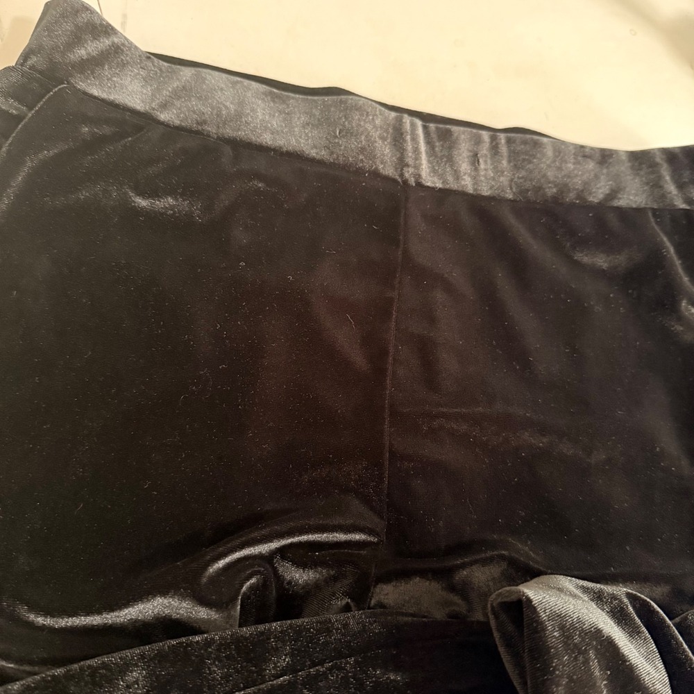 SHEIN Womens Black Velvet Joggers High Waisted Elastic Cuff Pants Size L 8/10